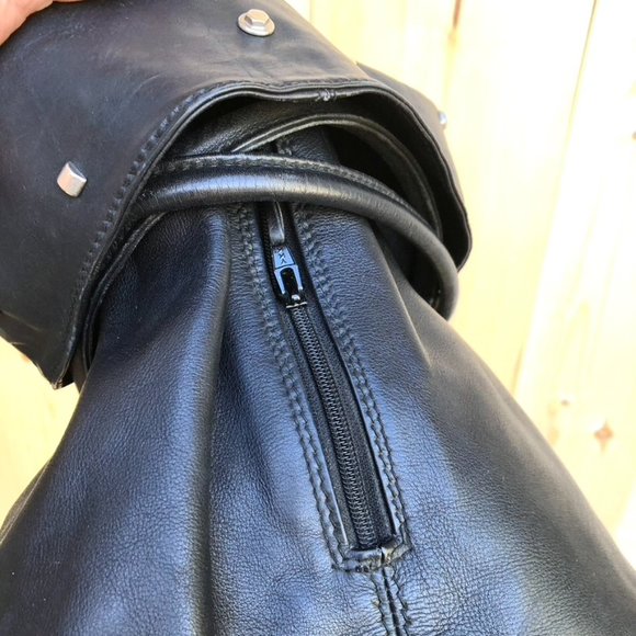 VINTAGE PUNK. GOTH. HOBO. HIDDEN ZIPPER BLACK LEATHER MOTO SHOULDER HANDBAG - Picture 6 of 6